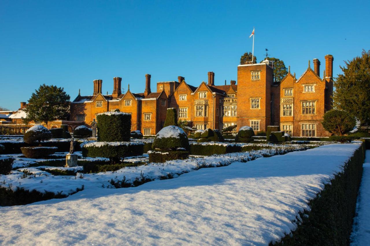Great Fosters - Near Windsor Hotel Egham Ngoại thất bức ảnh