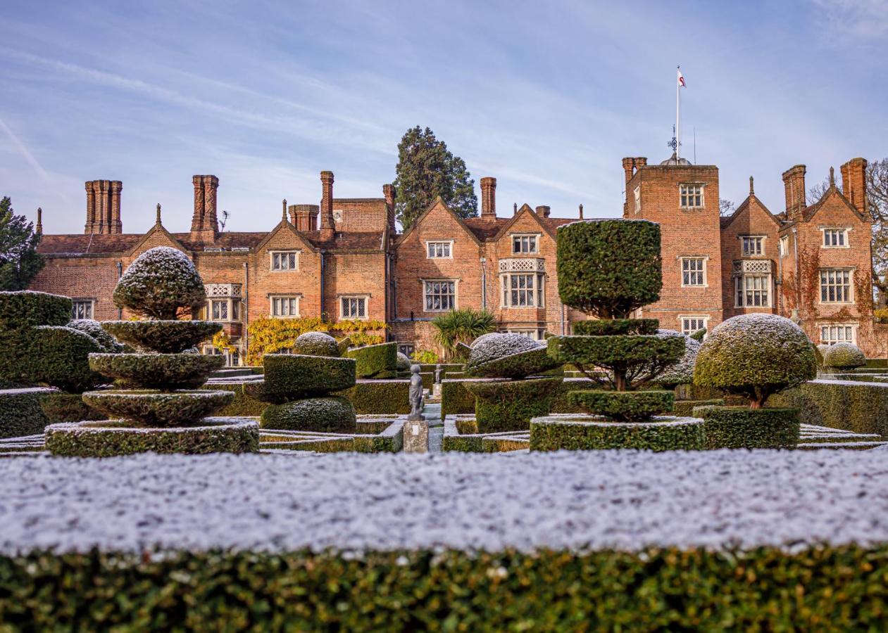 Great Fosters - Near Windsor Hotel Egham Ngoại thất bức ảnh