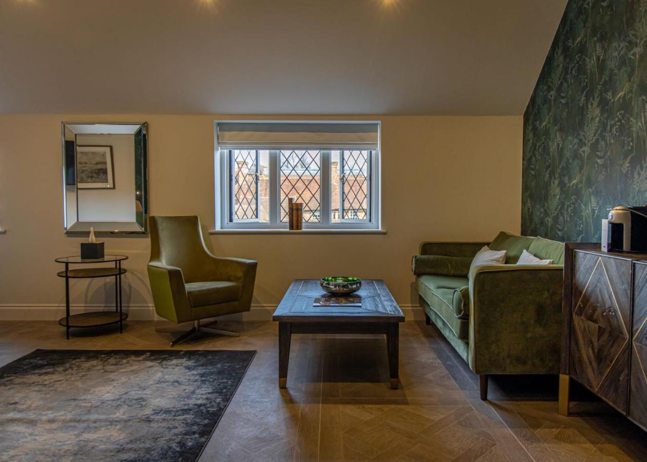 Great Fosters - Near Windsor Hotel Egham Ngoại thất bức ảnh